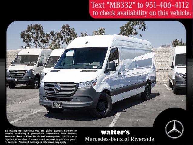 2024 Mercedes-Benz eSprinter Cargo Van 